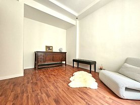 Apartament de vânzare 3 camere, în Bucureşti, zona Aviatorilor
