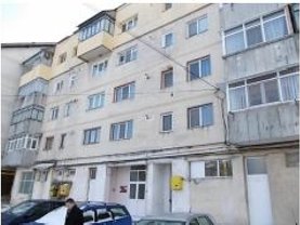 Apartament de vânzare 3 camere în Pascani, Nord