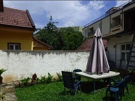 Casa de vânzare 6 camere, în Brasov, zona Blumana