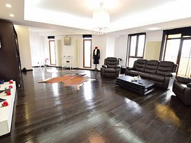 Apartament de vânzare 3 camere, în Bucuresti, zona Sisesti