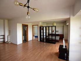 Apartament de vânzare 3 camere, în Bucuresti, zona Nerva Traian
