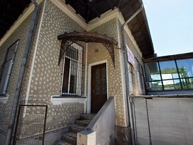 Casa de vânzare 4 camere, în Bucuresti, zona Calea Calarasilor