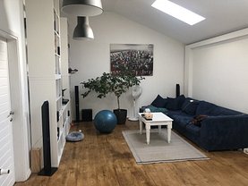 Apartament de vânzare 3 camere, în Bucureşti, zona Foişorul de Foc