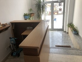 Apartament de închiriat 3 camere, în Bucureşti, zona Cotroceni