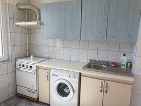 Apartament de vânzare 3 camere, în Bucuresti, zona Colentina