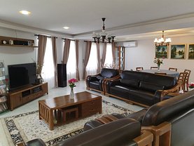 Casa de închiriat 5 camere, în Snagov