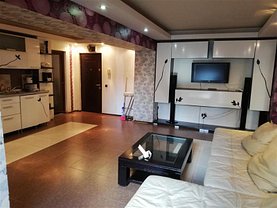 Apartament de vânzare 3 camere, în Brasov, zona Grivitei
