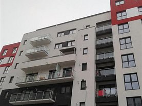 Apartament de vânzare 3 camere, în Braşov, zona 13 Decembrie