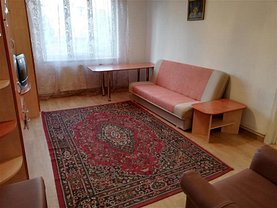 Apartament de închiriat 3 camere, în Braşov, zona Calea Bucureşti