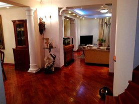 Casa de vânzare 5 camere, în Brasov, zona Florilor