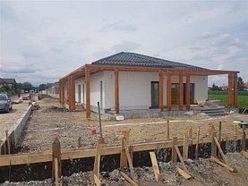 Casa de vânzare 4 camere, în Braşov, zona Stupini