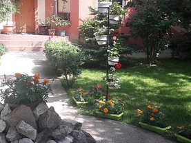 Casa de vânzare 8 camere, în Bucuresti, zona Aparatorii Patriei