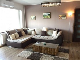 Apartament de vânzare 3 camere, în Bucureşti, zona Colentina