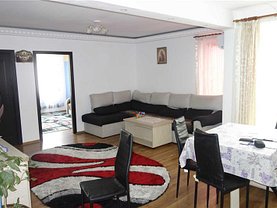 Apartament de vânzare 3 camere, în Floreşti