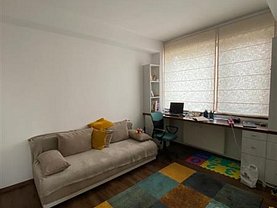 Apartament de vânzare 3 camere, în Cluj-Napoca, zona Dâmbul Rotund