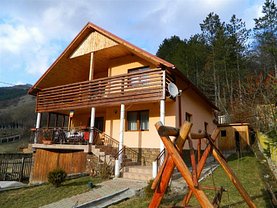 Casa de închiriat 7 camere, în Moara de Pădure