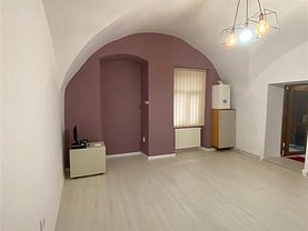 Vânzare spaţiu comercial