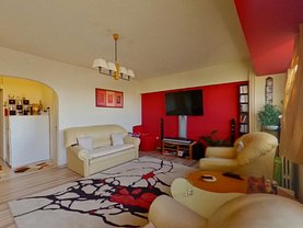 Apartament de vânzare 4 camere, în Constanţa, zona Casa de Cultură