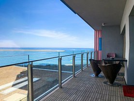 Apartament de vânzare 3 camere, în Constanţa, zona Faleza Nord