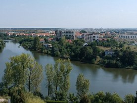 Apartament de vânzare 4 camere, în Bucureşti, zona Pipera