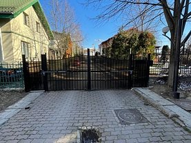 Casa de vânzare 8 camere, în Bucureşti, zona Uverturii