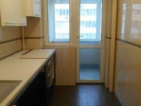 Apartament de vânzare 3 camere, în Bucuresti, zona Vatra Luminoasa