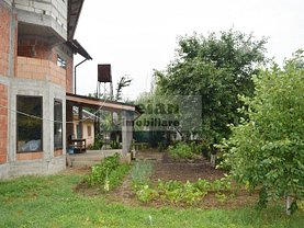 Casa de vânzare 5 camere, în Crevedia