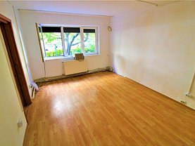 Apartament de vânzare 2 camere, în Bacău, zona Alecu Russo