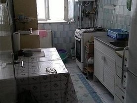 Apartament de vânzare 2 camere, în Bacău, zona Central