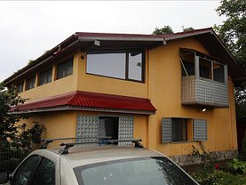 Casa de vânzare 4 camere, în Bacău, zona Central