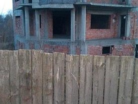 Casa de vânzare 6 camere, în Bacau, zona Central