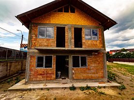 Casa de vânzare 4 camere, în Bacău, zona Gherăieşti