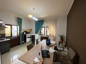 Apartament de închiriat 4 camere, în Bucureşti, zona P-ţa Unirii