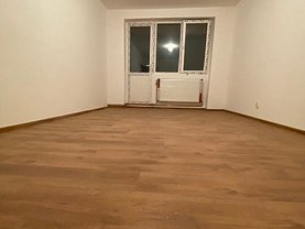 Apartament de vânzare 3 camere, în Bucureşti, zona Ferentari