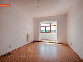 Apartament de vânzare 3 camere, în Mogoşoaia