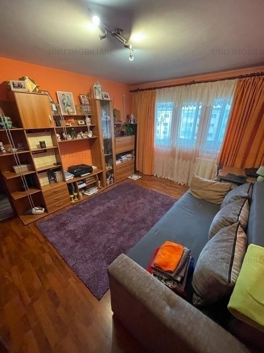 Alexandru - Zimbru , apartament 2 camere , mobilat: Alexandru - Zimbru , apartament 2 camere , mobilat , renovat - imaginea 1