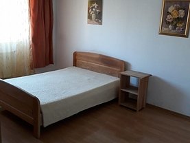 Apartament de vânzare 3 camere în Iasi, Podu Ros