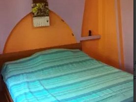 Apartament de vânzare 3 camere în Iasi, Podu Ros