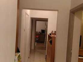 Apartament de vânzare 3 camere în Iasi, Podu Ros