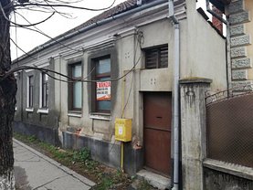 Casa de vânzare 3 camere, în Aiud, zona Central