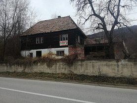 Casa de vânzare 2 camere, în Lupsa