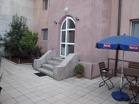 Casa de vânzare 3 camere, în Bucuresti, zona Giurgiului