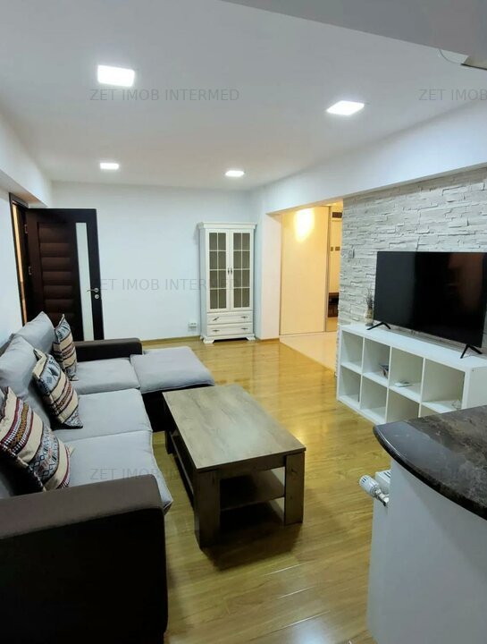 2 camere Pacii - metrou