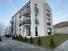 Apartament de vânzare 3 camere, în Cluj-Napoca, zona Manastur