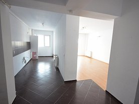 Apartament de vânzare 3 camere, în Bucuresti, zona Titan