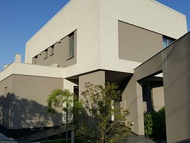 Casa de vânzare sau de închiriat 4 camere, în Clinceni