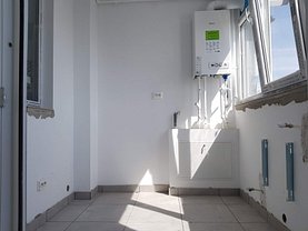 Apartament de vânzare 3 camere, în Bucuresti, zona Splaiul Unirii