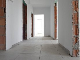 Apartament de vânzare 3 camere, în Bucuresti, zona Splaiul Independentei