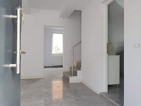 Casa de vânzare 4 camere, în Bucuresti, zona Fundeni