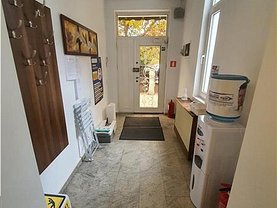 Apartament de vânzare 4 camere, în Bucureşti, zona Cotroceni
